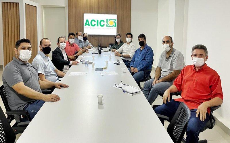 ACIC reúne lideranças políticas para debater ações em prol do desenvolvimento de Cacoal