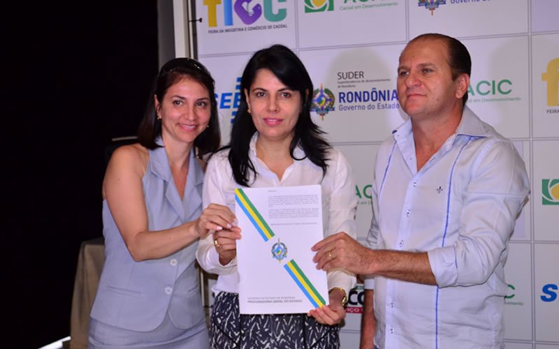 Governo Estadual contempla ACIC com convênio de R$ 100 Mil para FICC 2015